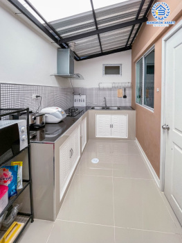 *****ทาวน์เฮ้าส์มือสองย่านนนทบุรี ม.พฤกษาวิลล์54 พระราม5-นครอินทร์ บ้านสวย บนเนื้อที่ 19.7 ตร.ว. ฟังก์ชัน 3 ห้องนอน 2 ห้องน้ำ 1 ที่จอด ครบทุกฟังก์ชัน พร้อมอยู่ บนทำเลเดินทางสะดวก เชื่อมต่อหลายเส้นทาง ใกล้รถไฟฟ้าสถานี "แยกติวานนท์" และจุดขึ้นทางด่วน "พระราม7"